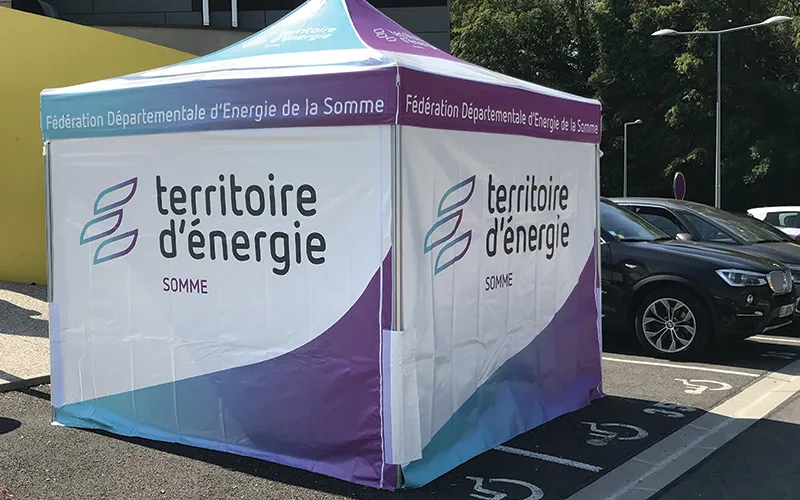 Stand d'exposition design pour salon professionnel.